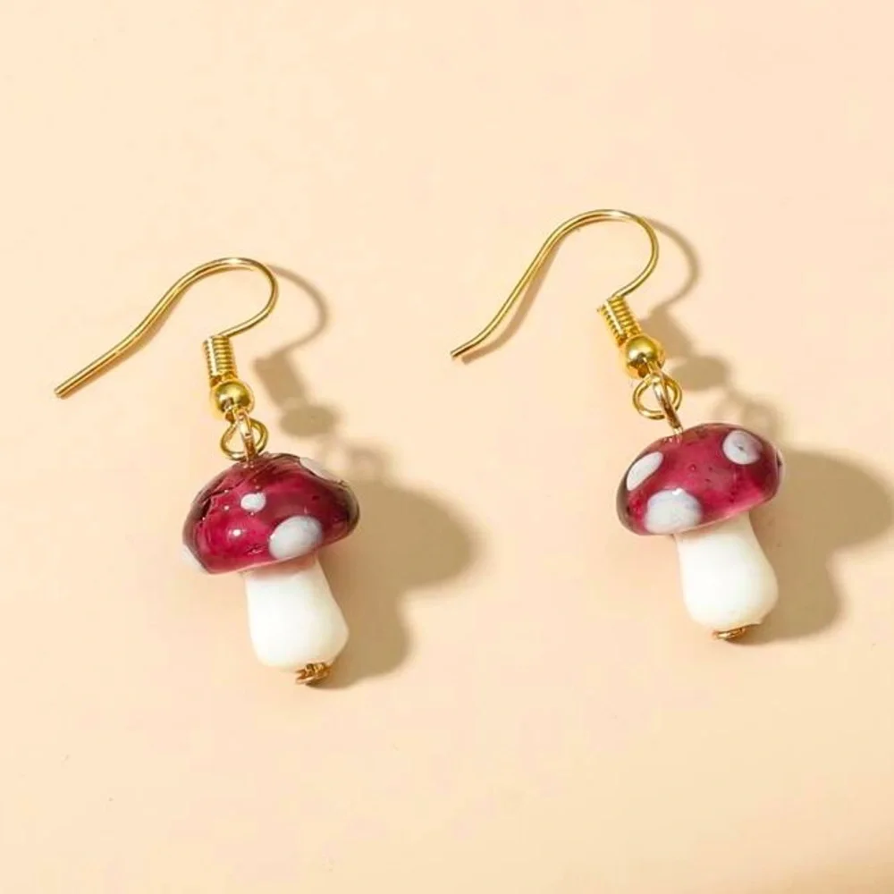 Cute cottage-core violet polka dot mushroom dangle drop earrings 🍄 - Picture 2 of 3